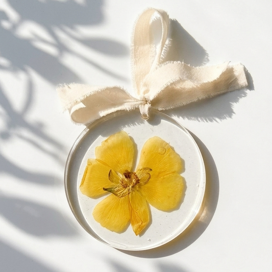 Ornament - Single Bloom